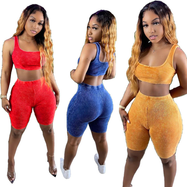 Rib tight tank top and cropped pants