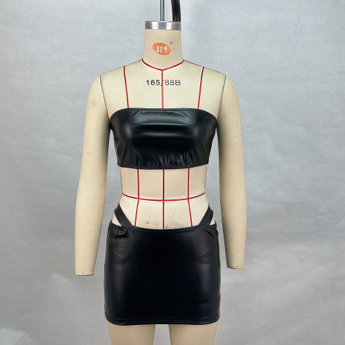 PU solid leather wrap chest and buttocks skirt set