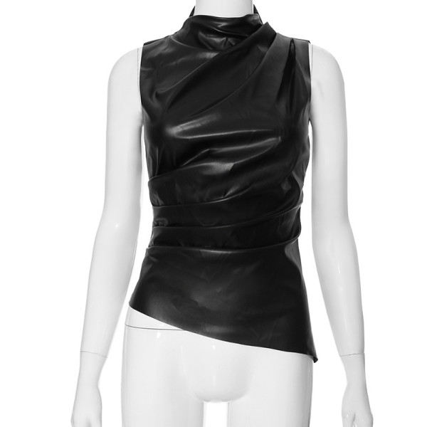 Leather pile neck personalized waistband sloping sleeveless top