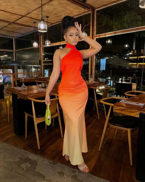 Hanging neck slanted shoulder gradient wrap buttocks backless dress