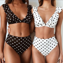Ruffle edge depth V bikini Ruffle edge depth V bikini
