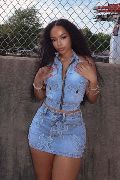 Tank top short skirt elastic embroidered denim skirt set