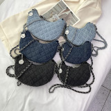 Small Lingge Embroidered Thread Chain Crossbody Bag