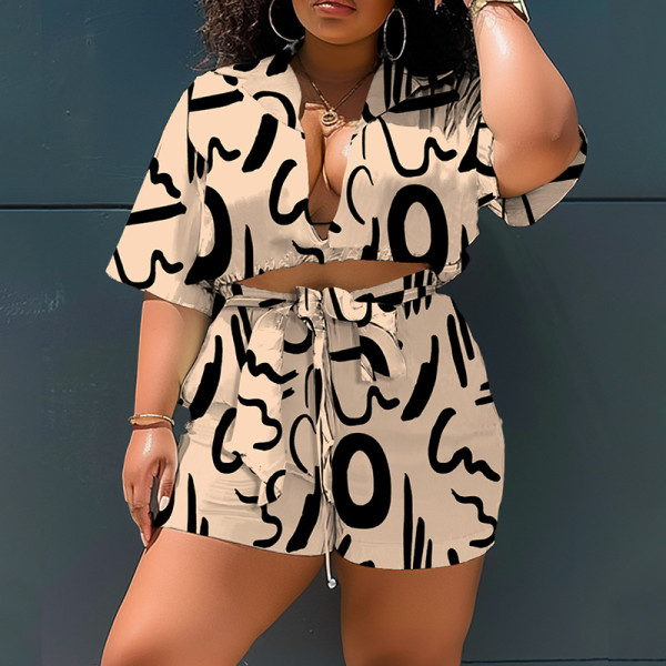 Two piece printed short sleeved shorts set