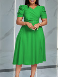V-neck pleated large hem skirt