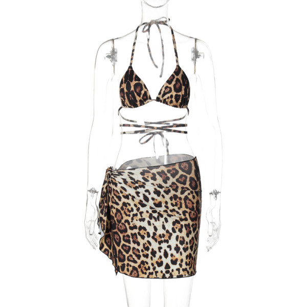 Printed hip wrap short skirt with lace up chest wrap set