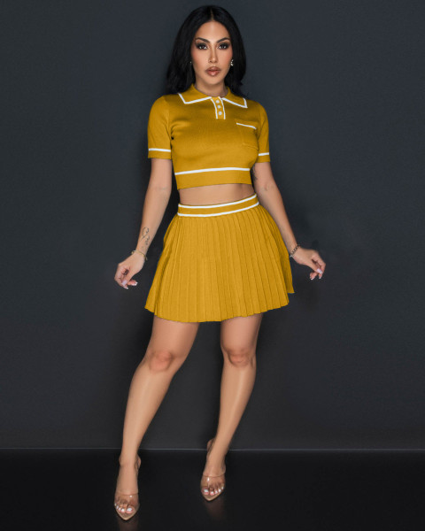 Knitted printed round neck short sleeved pleated two-piece set