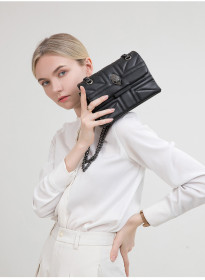 Single shoulder crossbody bag