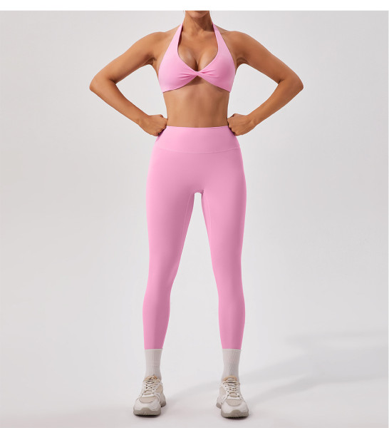 Tank top and pants sports suit