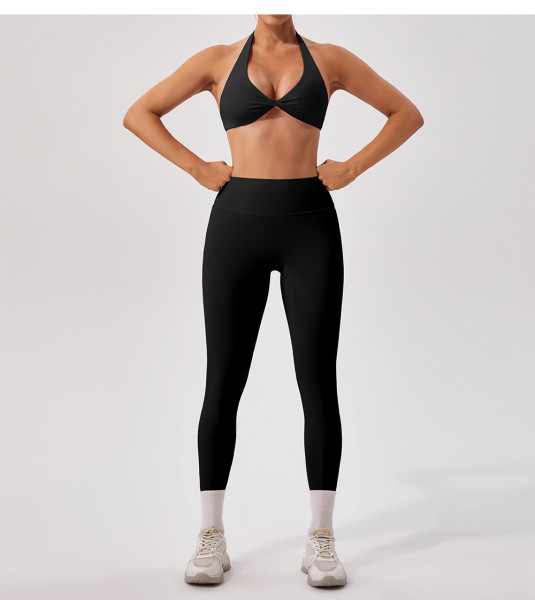 Tank top and pants sports suit