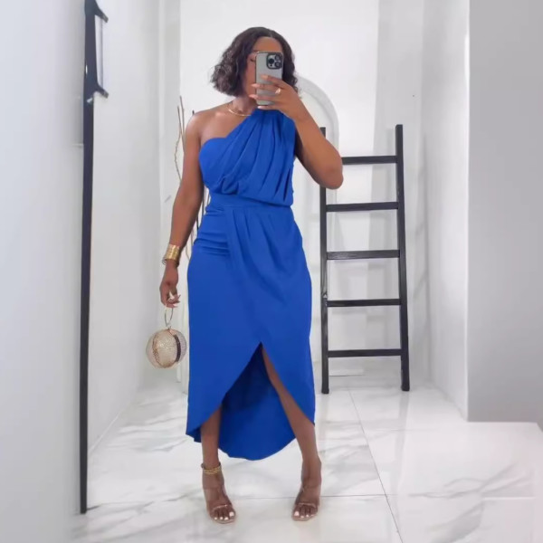 Solid color pleated strapless slim slit dress