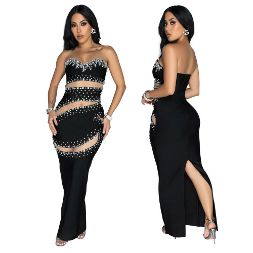 Strapless sleeveless long hip hugging dress