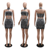 Short top, hip hugging short skirt, hot stamping two-piece set