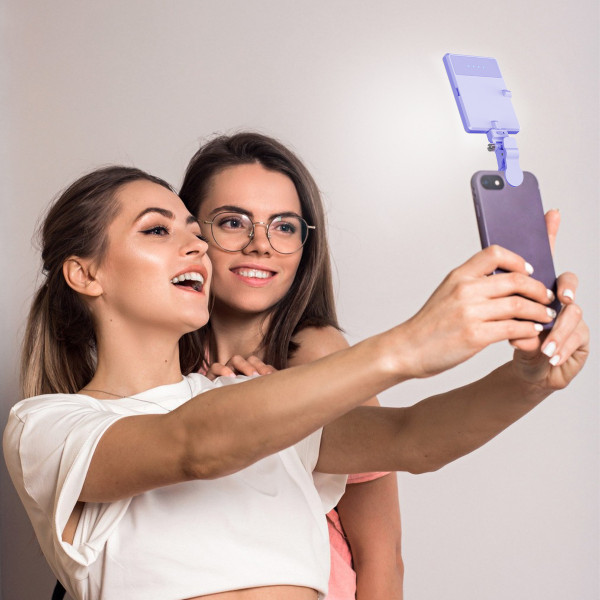 Mobile selfie mini fill light