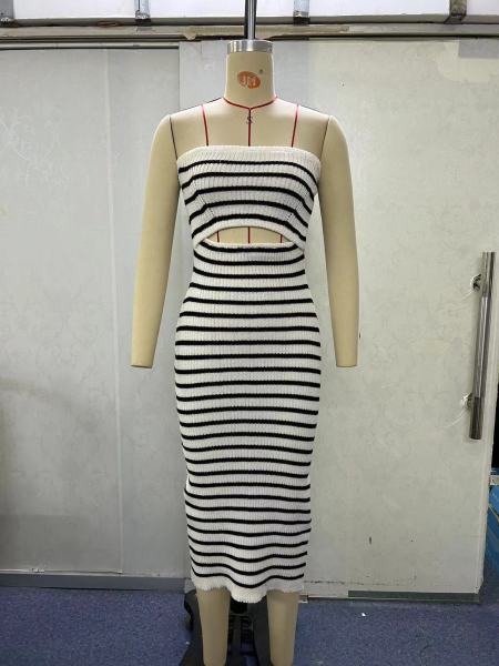 One shoulder strapless knitted hip hugging dress