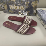 Embroidered one word versatile adult fashion lightweight flat bottomed slippers