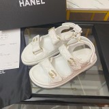 Roman sandals, metal buckle diamond grid beach shoes