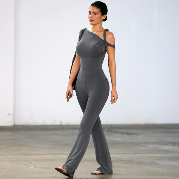 Slanted collar single shoulder short sleeved top and pants set