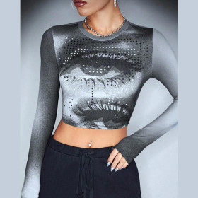 3D digital printed round neck slim fit crop top with exposed navel