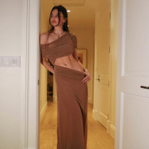 Slanted shoulder hollow out long skirt