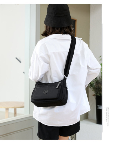 Solid color nylon women's shoulder bag
