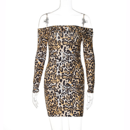 Long sleeved one-piece collar printed hip hugging dress