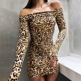 Long sleeved one-piece collar printed hip hugging dress