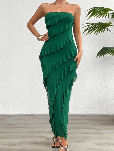 Solid color strapless dress with wrapped buttocks