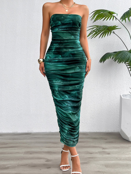 Strapless and smudged dress