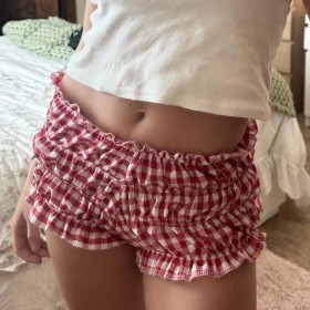Lotus leaf edge low waisted shorts