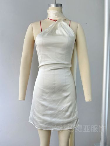 Adjustable neck hanging satin backless short skirt dress