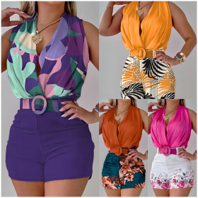 Women's sleeveless suit