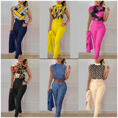 Women's printed sleeveless suit