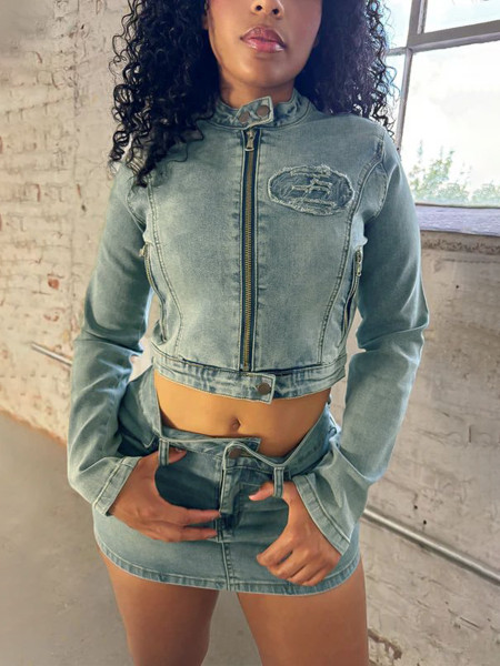 Two piece set of digital logo sticker embroidered skirt