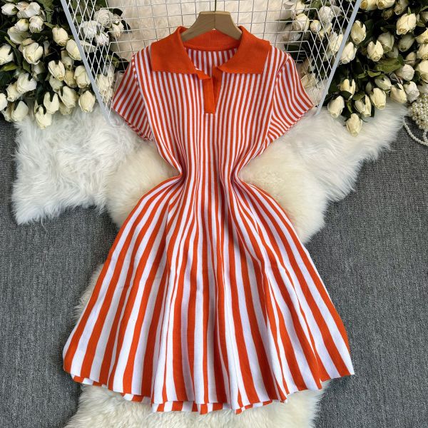 Collar short sleeved striped knitted dress