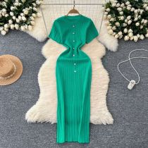 Round neck single breasted short sleeved mid length dress