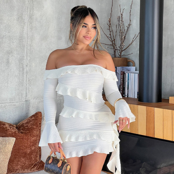 One shoulder long sleeved patchwork black fungus edge ribbon dress