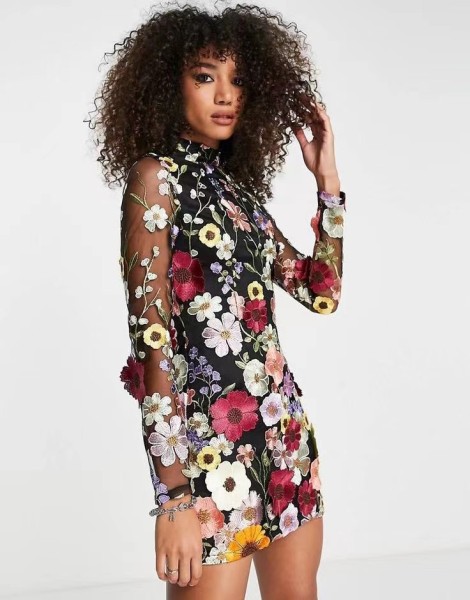 Three dimensional flower wrapped hip dress