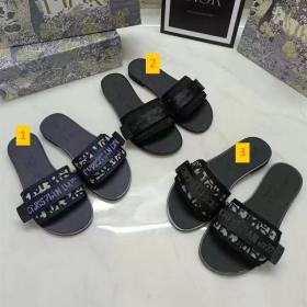 Magic button letter embroidery flat bottom slippers