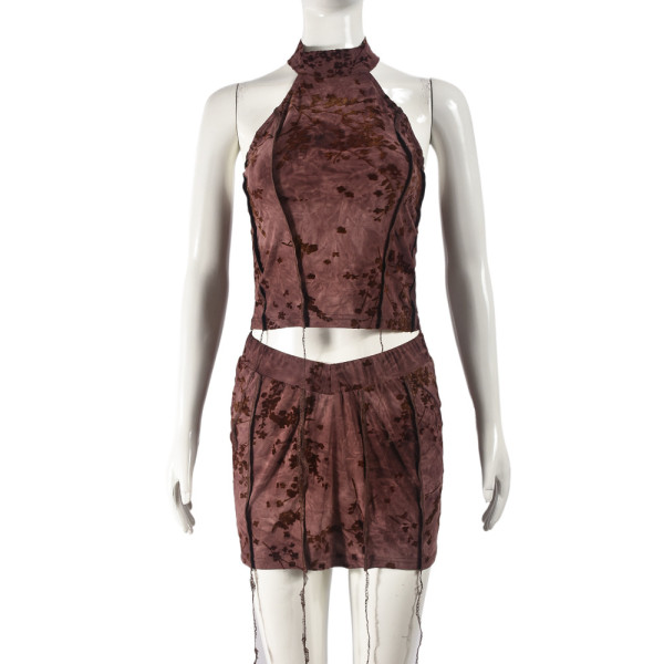 Hollow out navel velvet wrapped chest top and short skirt two-piece set