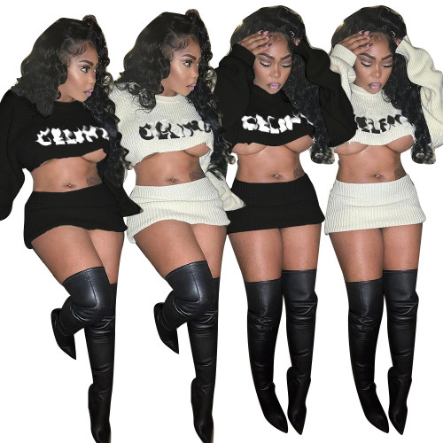 Embroidered navel exposed long sleeved mini skirt set