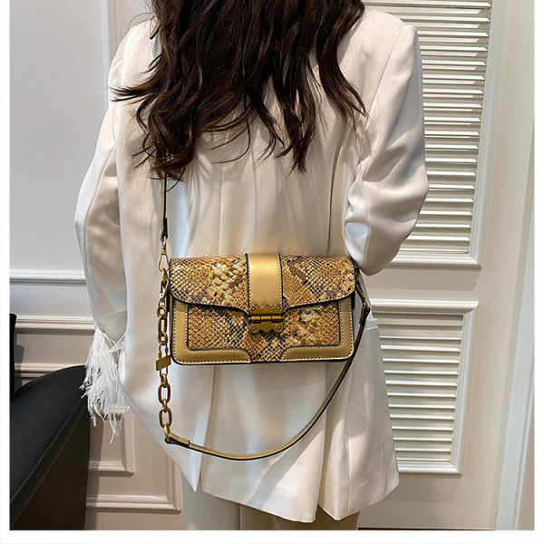 Contrast snake patterned armpit bag, single shoulder crossbody bag