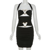 Hanging neck heart-shaped metal buckle hollow dress