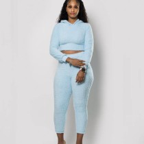 Cashmere set with backless hooded top and pants Cashmere set with backless hooded top and pants