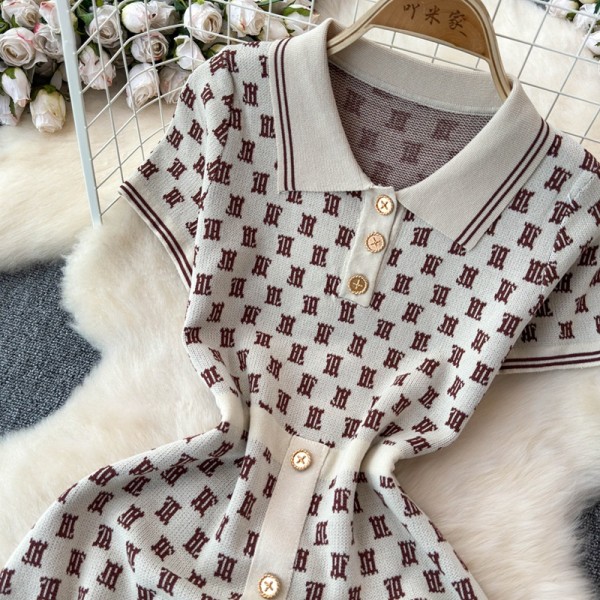 Waist cinched polo collar jacquard knit dress