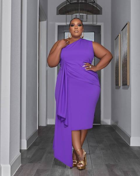 Plus size sleeveless sloping shoulder dress plus size women's dress