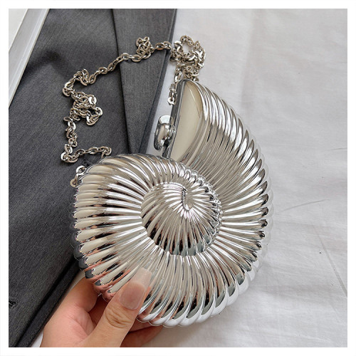 Snail shaped shoulder bag shoulder bag