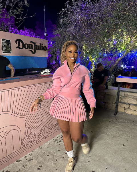 Long sleeved high waisted pleated short skirt set