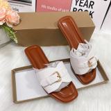 Hardware buckle flat slippers