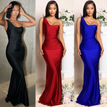 Women's one shoulder long dress Women's one shoulder long dress